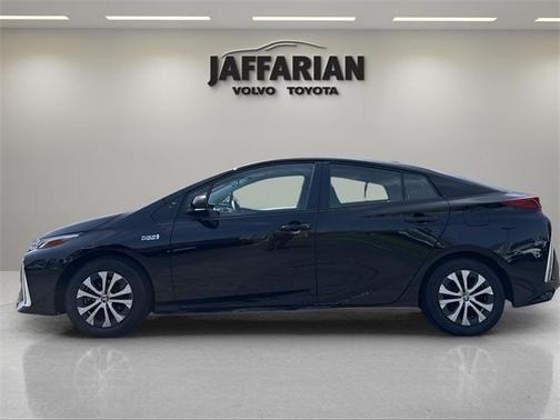 2022 Toyota Prius Prime LE