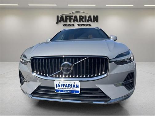 2022 Volvo XC60 B5 Inscription
