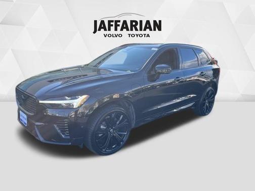 2024 Volvo XC60 Recharge Plug-In Hybrid T8 Ultimate Black Edition