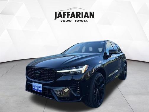 2024 Volvo XC60 Recharge Plug-In Hybrid T8 Ultimate Black Edition