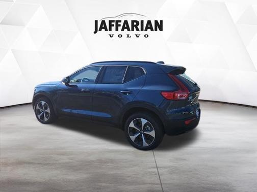 Denim Blue 2026 Volvo XC40 B5 Core