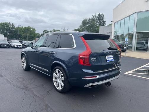 2019 Volvo XC90 T6 Inscription