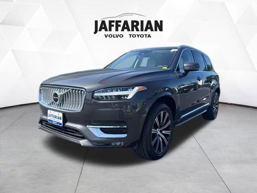 2024 Volvo XC90 B5 Core Bright Theme