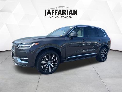 2024 Volvo XC90 B5 Core Bright Theme