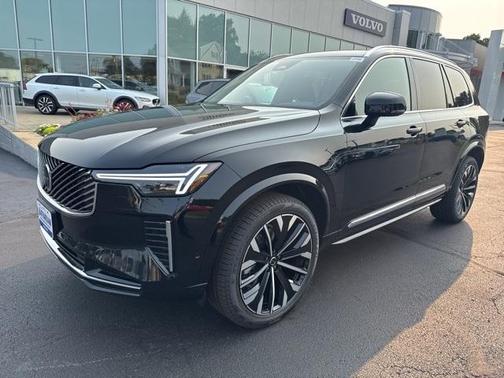 2026 Volvo XC90 B6 Plus 7-Seater