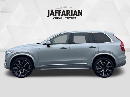 2024 Volvo XC90 B6 Plus Bright Theme 6-Seater
