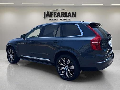 2024 Volvo XC90 Recharge Plug-In Hybrid T8 Plus Bright Theme 7 Passenger