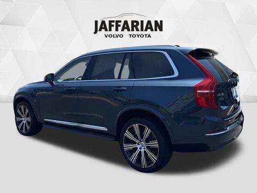 2024 Volvo XC90 Recharge Plug-In Hybrid T8 Plus Bright Theme 7 Passenger
