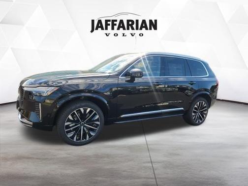 2026 Volvo XC90 B6 Plus 7-Seater