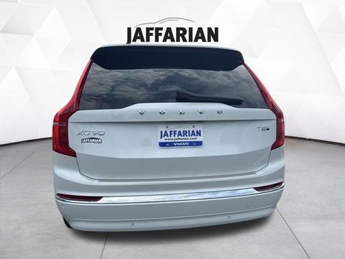 2025 Volvo XC90 Plug-In Hybrid T8 Ultra 7-Seater