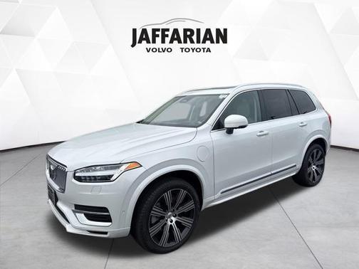 2025 Volvo XC90 Plug-In Hybrid T8 Ultra 7-Seater