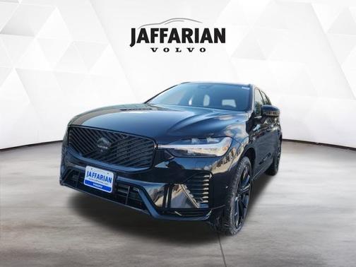 2026 Volvo XC60 Plug-In Hybrid T8 Ultra Black Edition