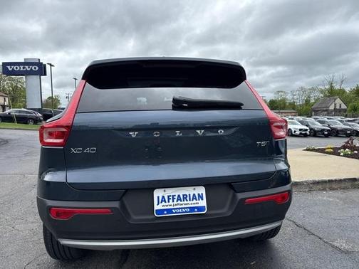 2021 Volvo XC40 T5 Inscription