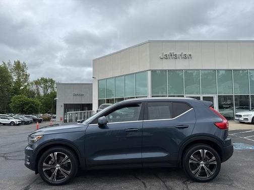 2021 Volvo XC40 T5 Inscription