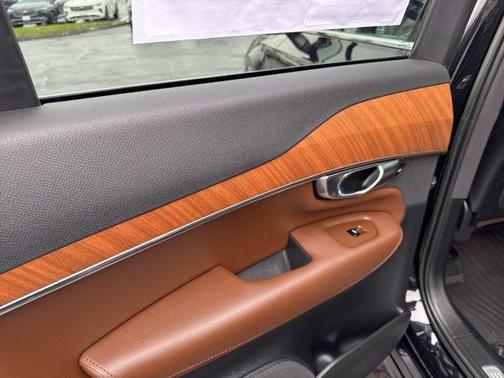 2023 Volvo XC90 B6 Plus 7-Seater