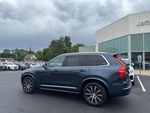 2024 Volvo XC90 B6 Plus Bright Theme 7-Seater