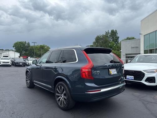 2024 Volvo XC90 B6 Plus Bright Theme 7-Seater
