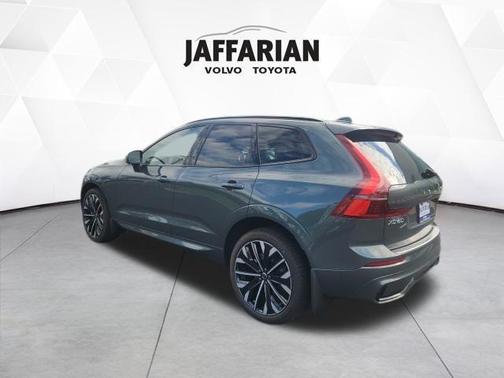 2026 Volvo XC60 B5 Ultra