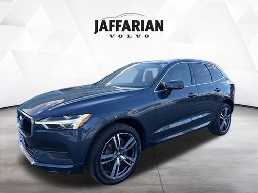 2020 Volvo XC60 T6 Momentum