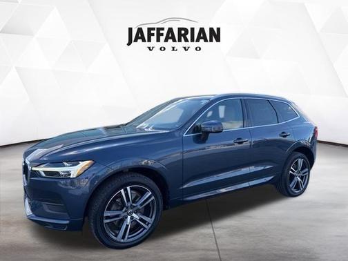 2020 Volvo XC60 T6 Momentum