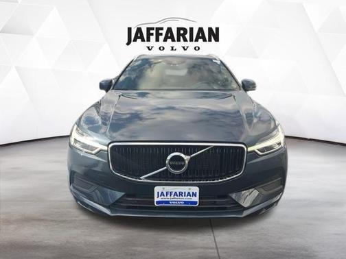 2020 Volvo XC60 T6 Momentum