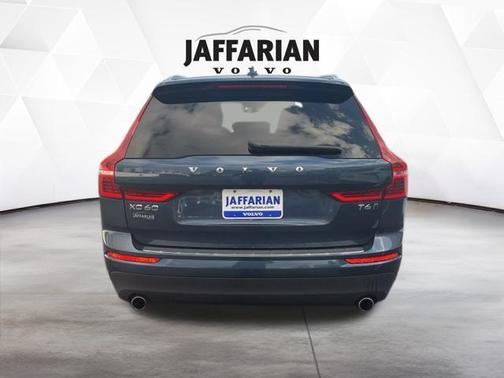 2020 Volvo XC60 T6 Momentum