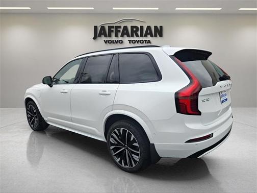 2026 Volvo XC90