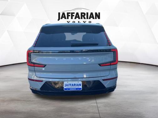 2025 Volvo EX90 Twin Motor Performance Plus