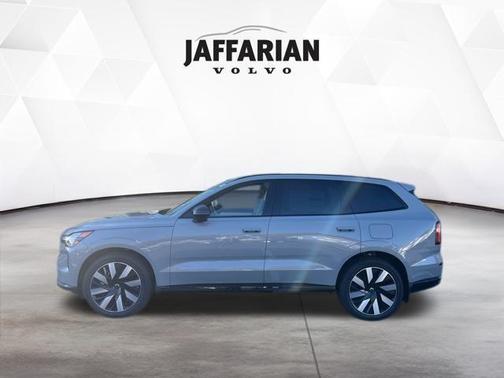 2025 Volvo EX90 Twin Motor Performance Plus