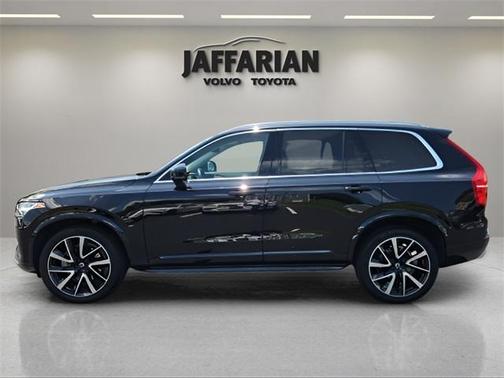 2021 Volvo XC90 T6 Momentum 6 Passenger