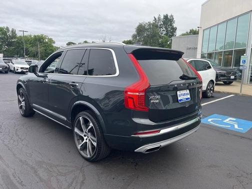2021 Volvo XC90 T6 Inscription 7 Passenger