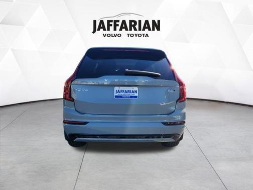 2026 Volvo XC90 B6 Ultra Dark Theme 7-Seater