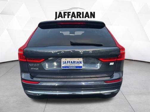 2022 Volvo XC60 Recharge Plug-In Hybrid T8 Inscription