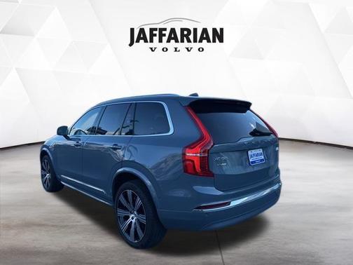 2023 Volvo XC90 Recharge Plug-In Hybrid T8 Plus Bright Theme 7 Passenger