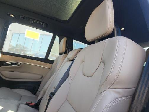 2026 Volvo XC90 B5 Ultra 7-Seater