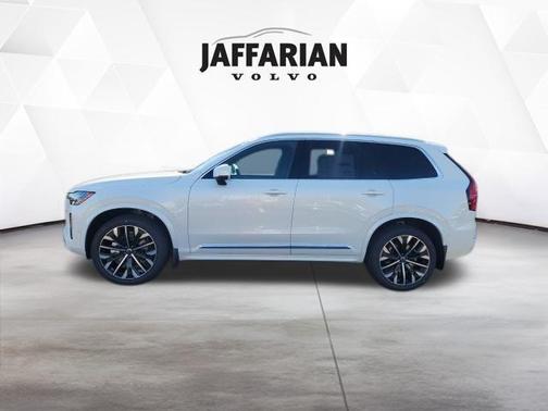 2026 Volvo XC90 B5 Ultra 7-Seater