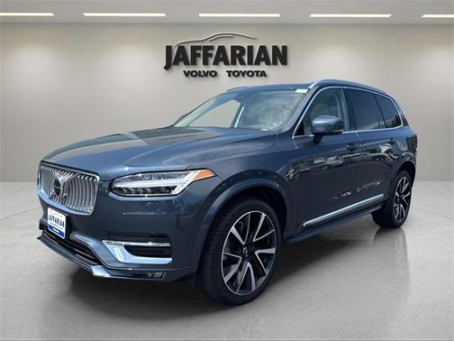 2023 Volvo XC90 B6 Plus 6-Seater