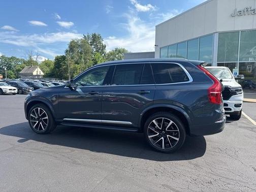 2023 Volvo XC90 B6 Plus 6-Seater