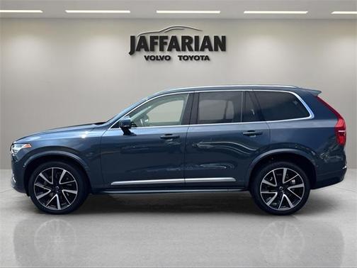 2023 Volvo XC90 B6 Plus 6-Seater
