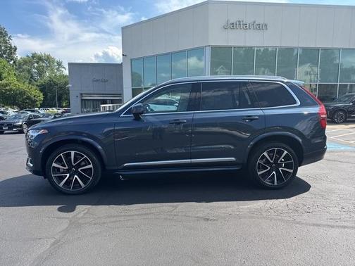 2023 Volvo XC90 B6 Plus 6-Seater