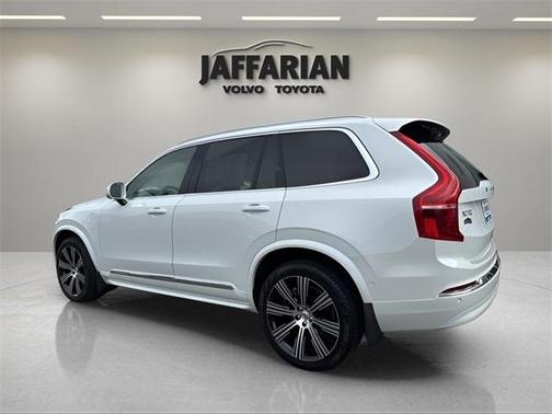 2024 Volvo XC90 Recharge Plug-In Hybrid T8 Ultimate 6-Seater