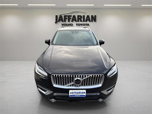 2023 Volvo XC90 B6 Plus 6-Seater