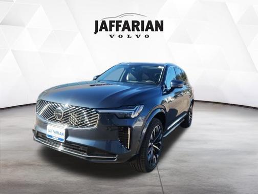Denim Blue Metallic 2026 Volvo XC90 B5 Plus