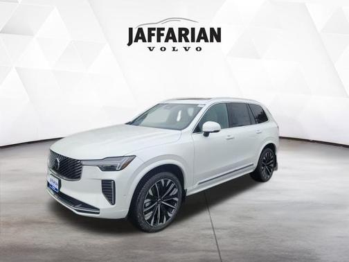 2026 Volvo XC90 B6 Plus 7-Seater