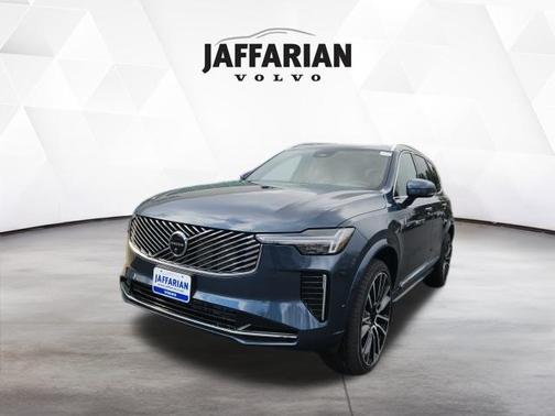 2026 Volvo XC90 B6 Plus 6-Seater