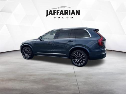 2026 Volvo XC90 B6 Plus 6-Seater