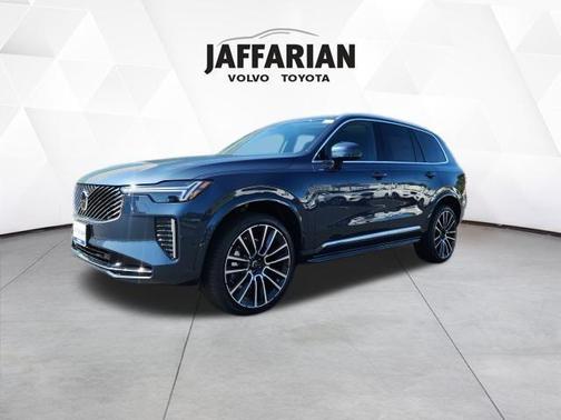 2026 Volvo XC90 B6 Plus 6-Seater
