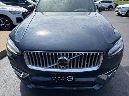2024 Volvo XC90 B6 Plus Bright Theme 7-Seater