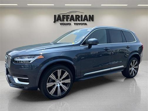 2024 Volvo XC90 B6 Plus Bright Theme 7-Seater