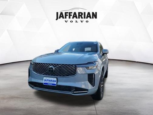 2026 Volvo XC90 B5 Plus 7-Seater